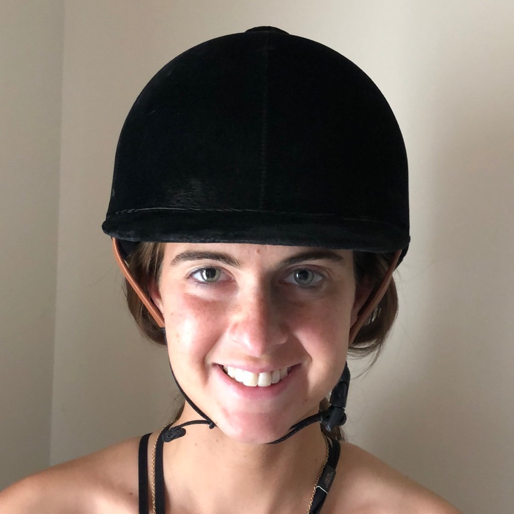 Grand Prix Classic Velvet Show Helmet